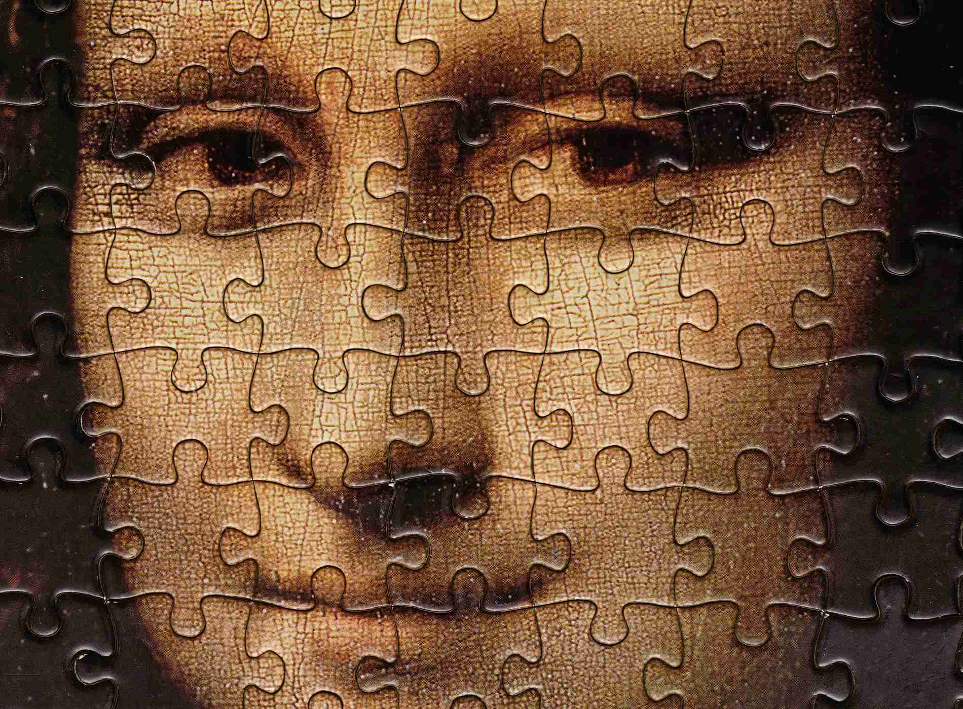 background of a Mona Lisa jigsaw